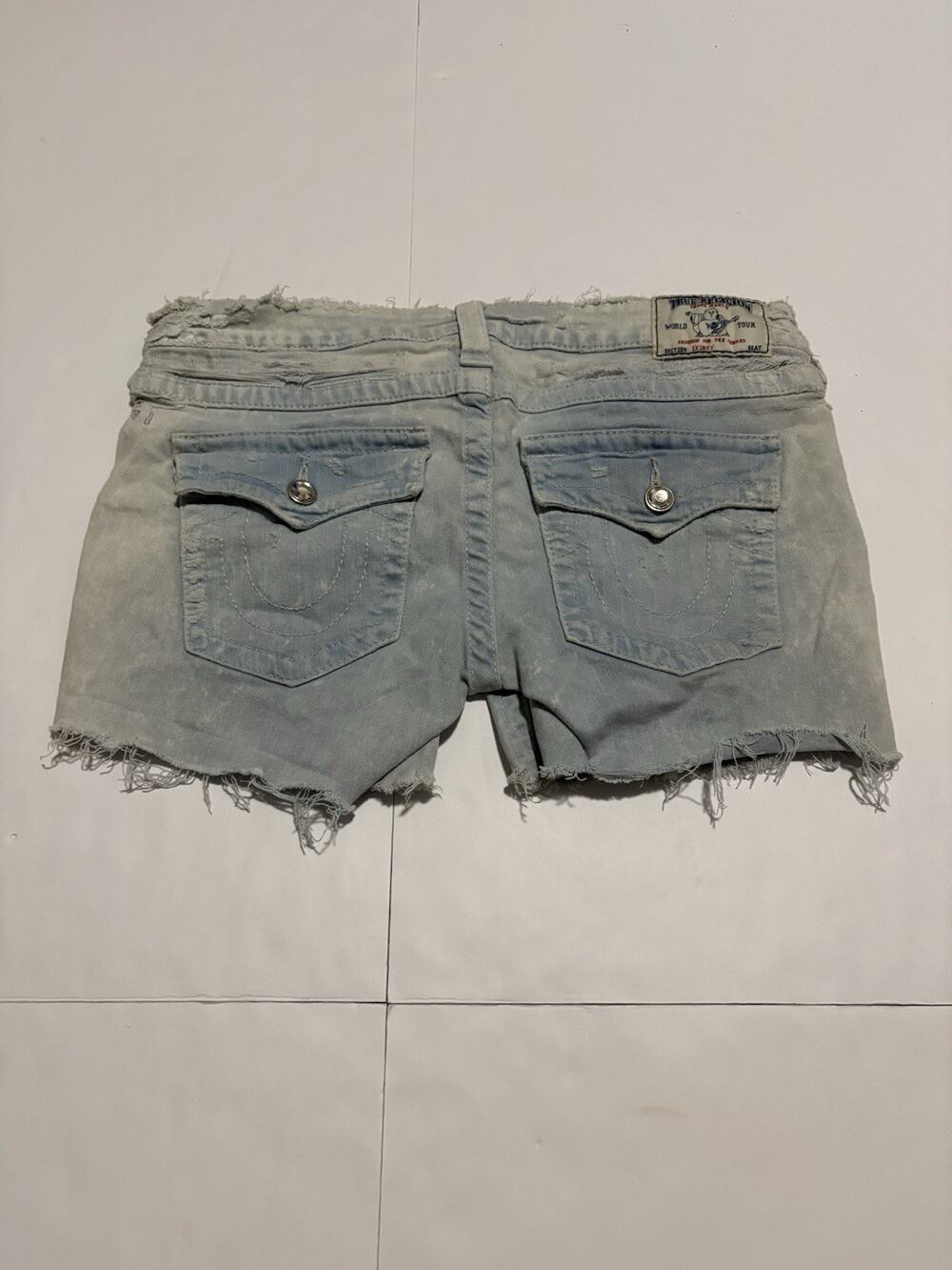 True Religion Womens Size 30 Denim Shorts Light Wash Distressed Flap Pocket